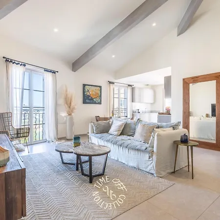 Apartment A&a By Time Off Collection